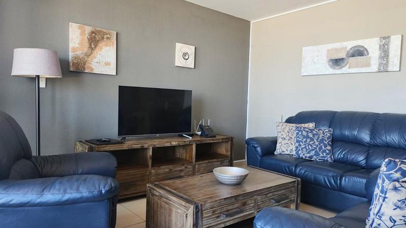 2 Bedroom Property for Sale in Bloubergstrand Western Cape